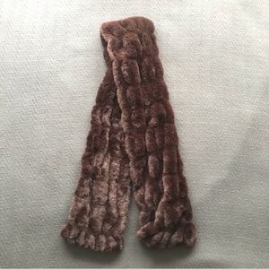NWOT Tourance Brown Faux Fur Scarf Super Fluffy Soft Beautiful Cozy